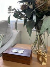 Load image into Gallery viewer, Oak Wooden Box (W4)