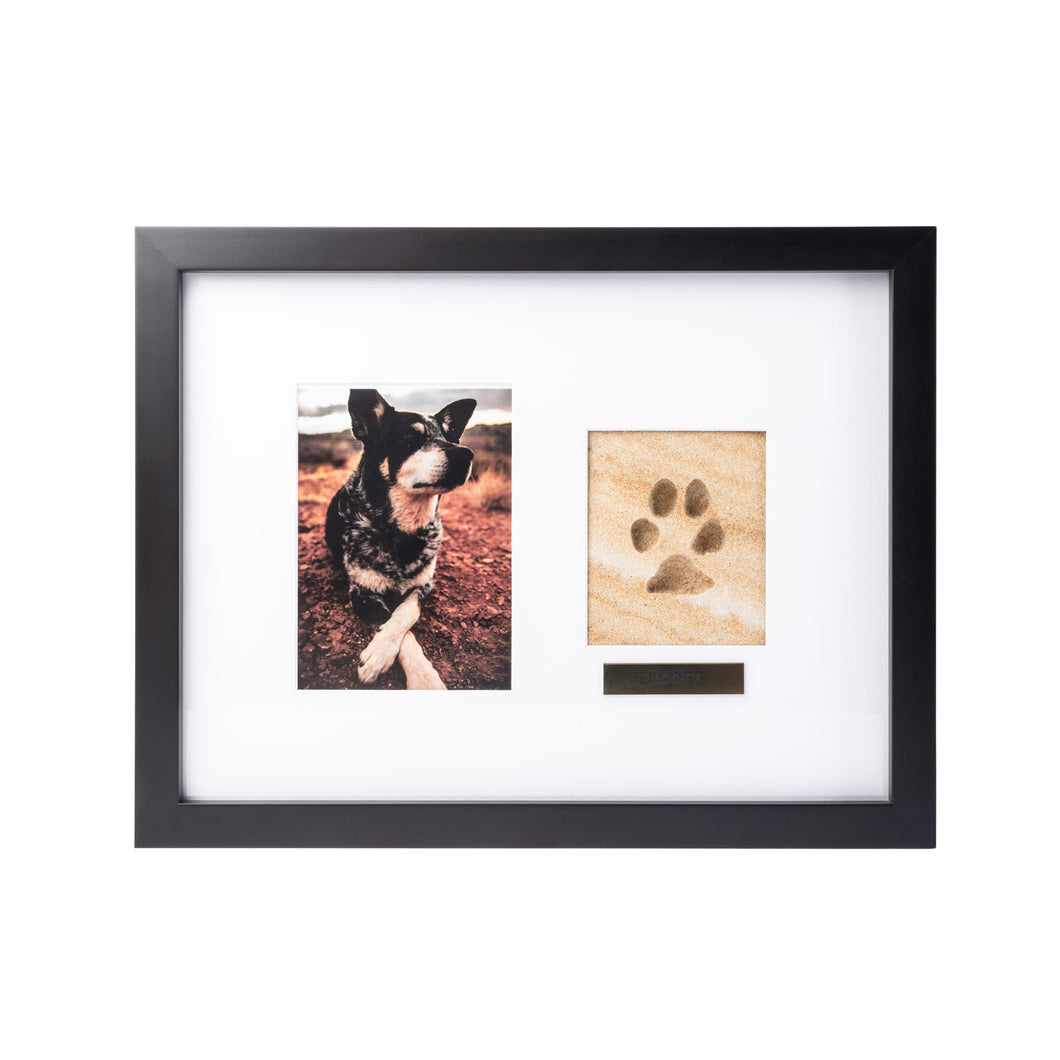 Lasting Impressions Frame With Stone Paw Print